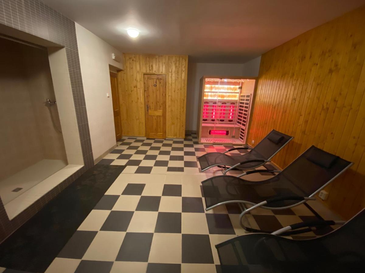 Hotel Tatransky Dom Sk à Veľký Slavkov Extérieur photo