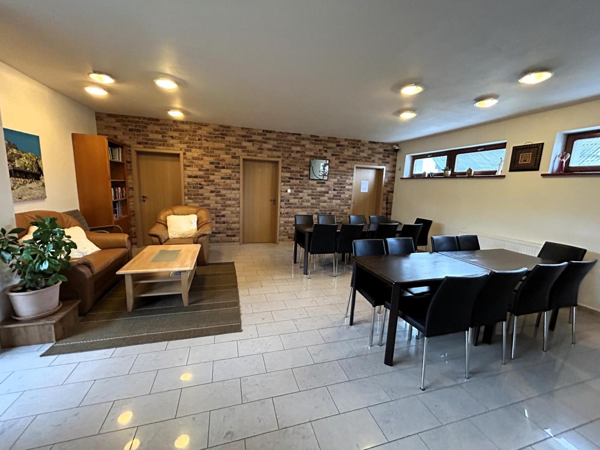 Hotel Tatransky Dom Sk à Veľký Slavkov Extérieur photo